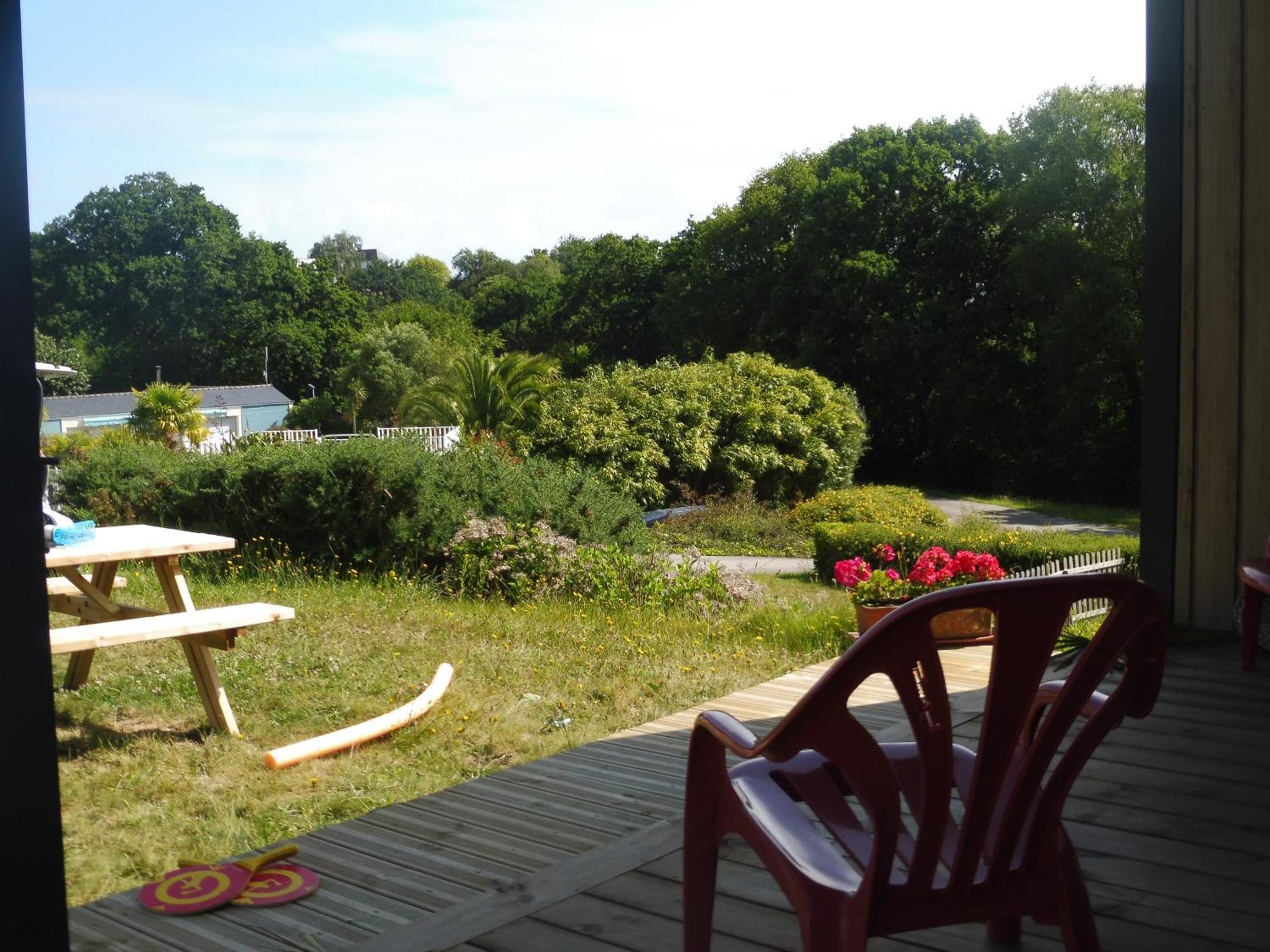 Camping De Trezulien Douarnenez Exteriör bild