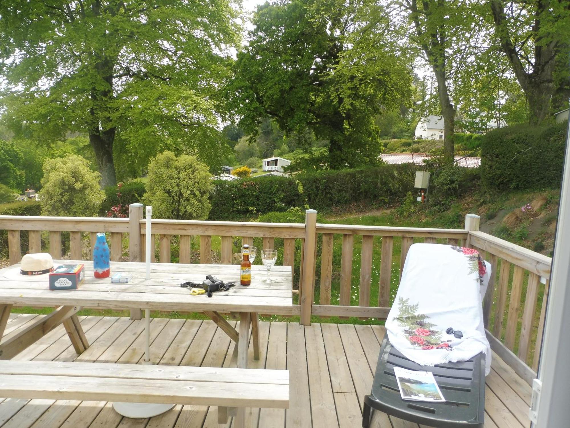 Camping De Trezulien Douarnenez Exteriör bild